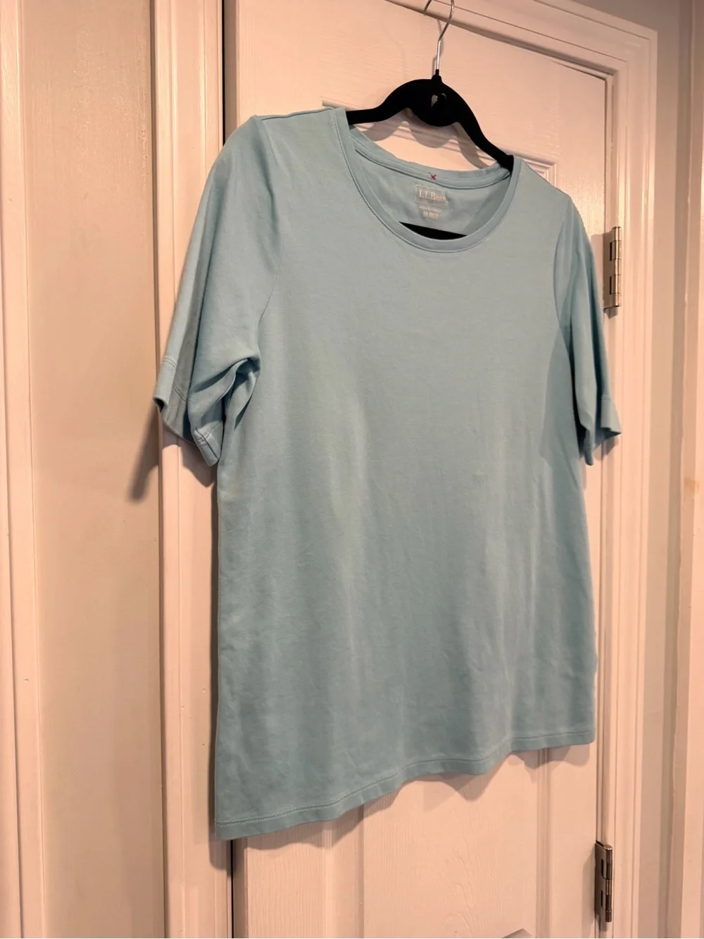 L.L. Bean Size M Light Blue Short Sleeve Crew Neck Cotton Stretch Tee Shirt